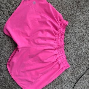 Hotty Hot 4” Short Size 6